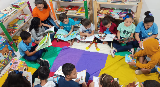 Leitura na Primeira Infância: O Pilar Esquecido da Educação Fundamental no Brasil