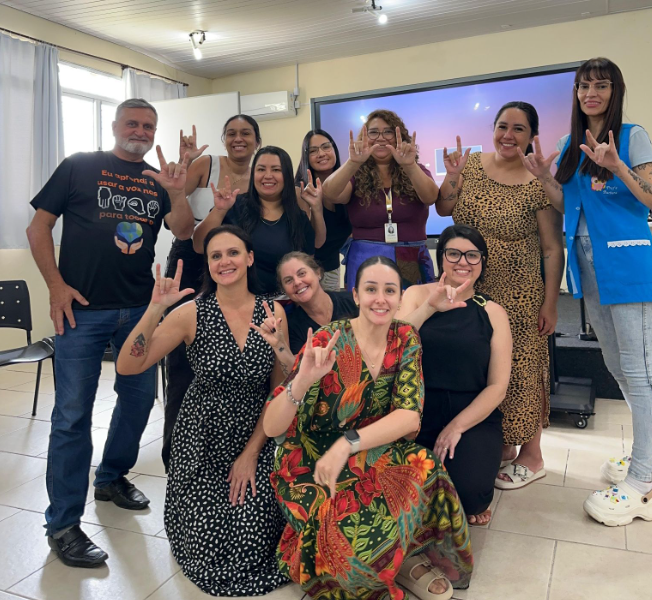 Curso básico de Libras para Pedagogas do AEE